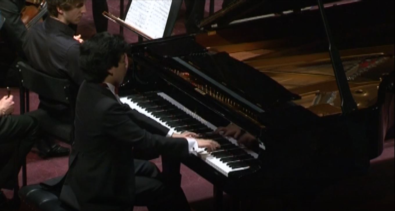 The Hunted Bell（Leeds Town Hall, UK, 2013）